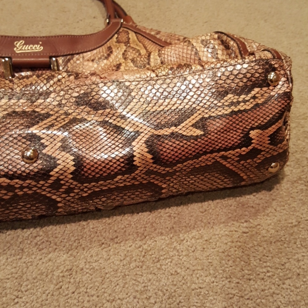 Authentic Gucci Tote. Python. - image 7
